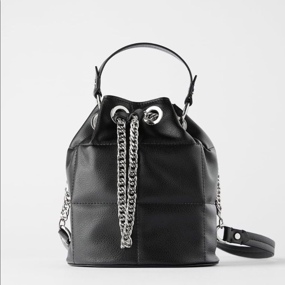 padded bucket bag